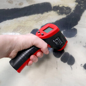 Infrarot Thermometer - Feuchte und Klimamessgerät IR